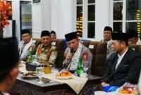 Kapolri Jenderal Listyo Sigit Prabowo memberikan sambutan saat bersilahturahmi ke Ponpes An Nur II Al-Murtadlo Bululawang, Malang, Kamis (30/10/2025). (Foto : Humas Polri)