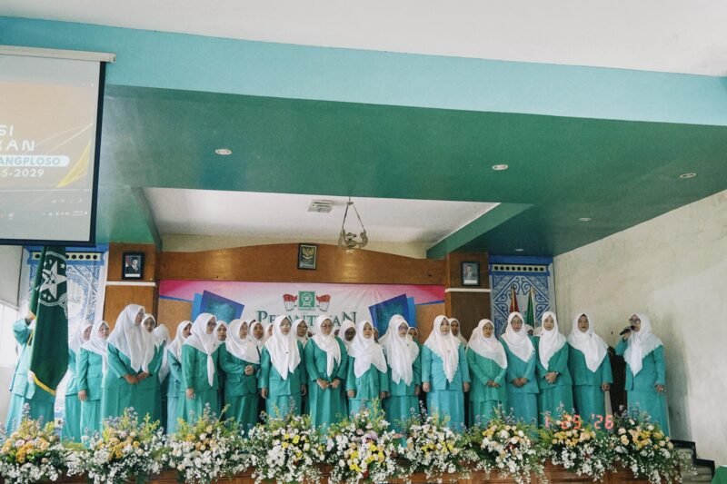 Pengurus PAC Fatayat NU Karangploso Kabupaten Malang, periode 2025-2029. (foto : Aliya)
