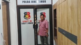 Foto ketua DPC formades Bangkalan saat d Polda jatim kamis (05/02/2026) siang