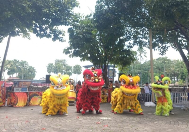 Atraksi spectakuler barongsai dari Nan Jiong Klenteng 