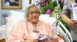 Perayaan hari ulang tahun (HUT) Ke-100 istri mantan Kapolri Jenderal (Purn) Hoegeng Iman Santoso, Meriyati Roeslani atau Meriyati Hoegeng, di Depok, Jawa Barat, Senin (23/6/2025). (Dock Divisi Humas Polri)