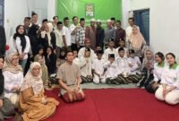 Momentum foto bersama pengurus, kader dan anggota DPD PITI Malang Raya bersama anak yatim. (Foto : Aliya)