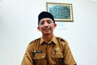 Kepala Desa Tirtomoyo, Pakis, Kabupaten Malang, Jatmiko memberikan keterangan terkait penjaringan perangkat desa baru melalu seleksi transparan. Foto  (Kim)