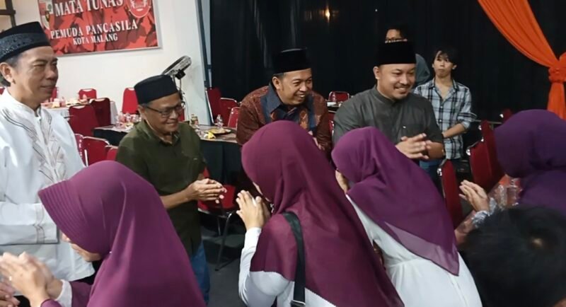 Prosesi puncak halal bihalal warga Perumahan Mutiara Jingga Residence dan Inizio, Sabtu, (11/04/2026). Foto (Kim)