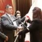 Prosesi pelantikan DPD IKADIN Jatim oleh DPP IKADIN. Foto (Kim)